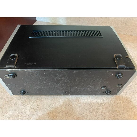 Vintage Montgomery Ward Airline FM/AM/CB 8 Band IC Solid State Radio Model GEN-1 - Picture 4 of 8